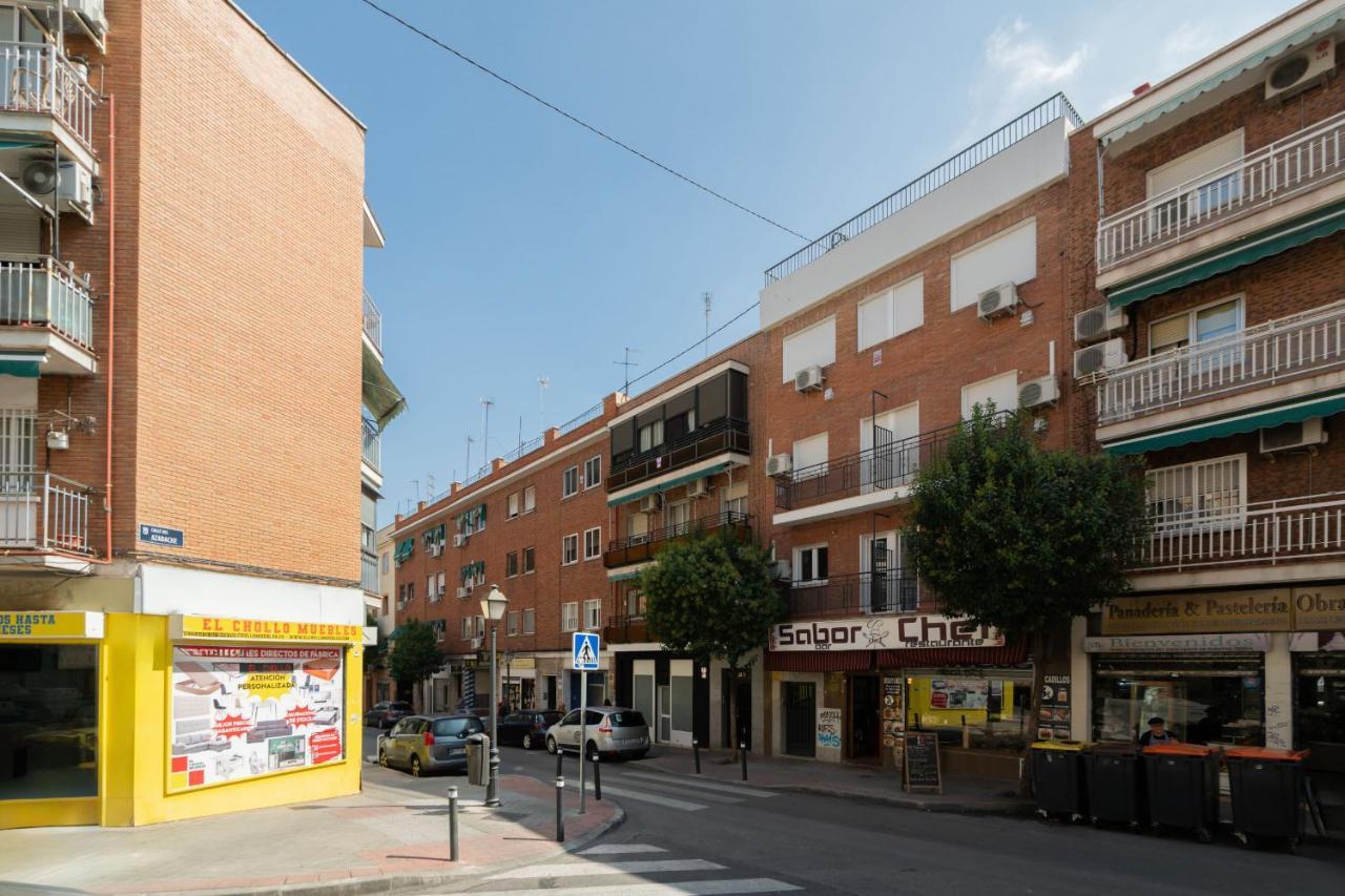 Atico Reformado En Madrid Rio Alquiler Temporal Apartment Exterior photo